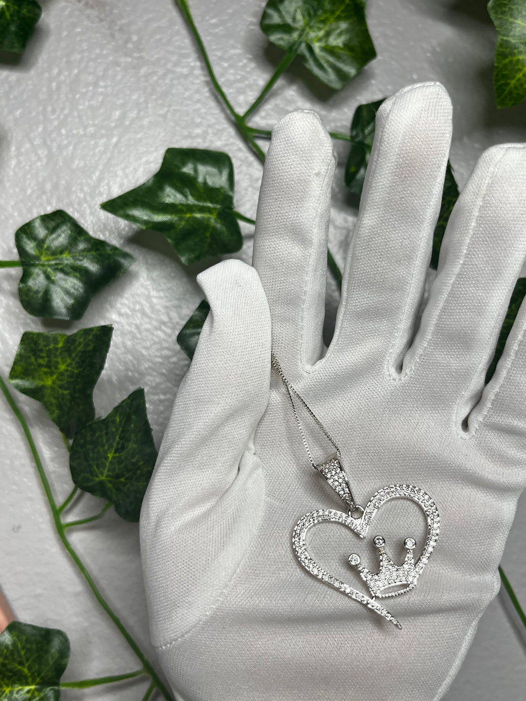 “Queen Of Hearts”Necklace